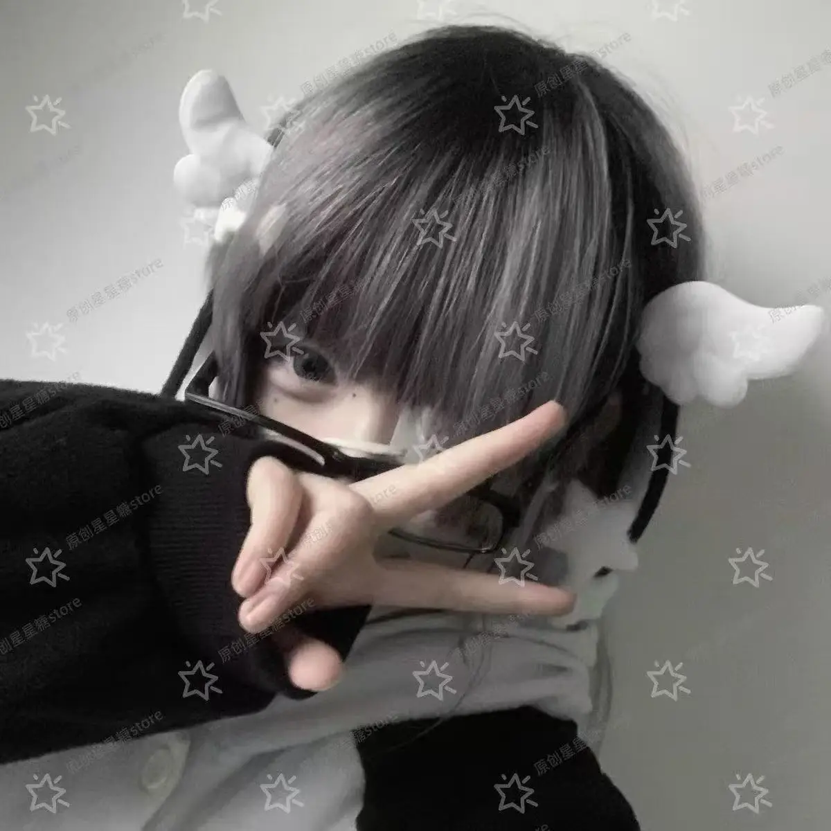 Japanese Harajuku Angel Wing Star Hair Clips, Cute Black Plush Hair Accessories for Y2K Soft Girls, Kawaii Lolita Hair Pins - view 5