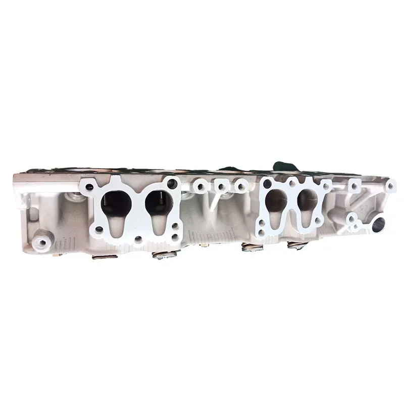 2024 Trending  spare parts 22R cylinder head assembly with valves  for  land cruiser hiace bus pickup cylinder heads