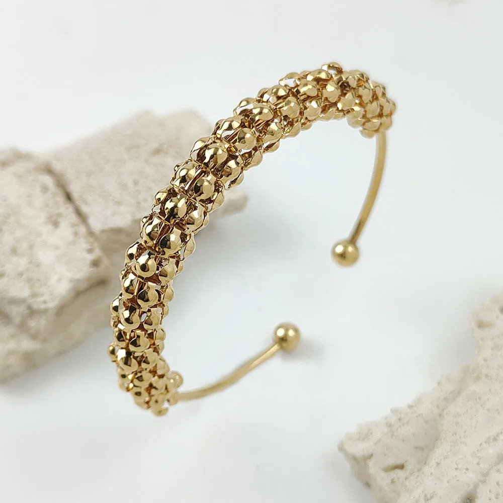 

New 18K gold-plated stainless steel bracelet: granular woven texture, fashionable wrist jewelry, gift for girlfriend