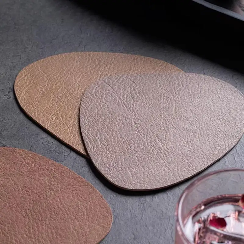 6PCS Faux Leather Placemats And Coasters Set Heat Resistant Round Table Mats For Modern Dining Room Kitchen Party