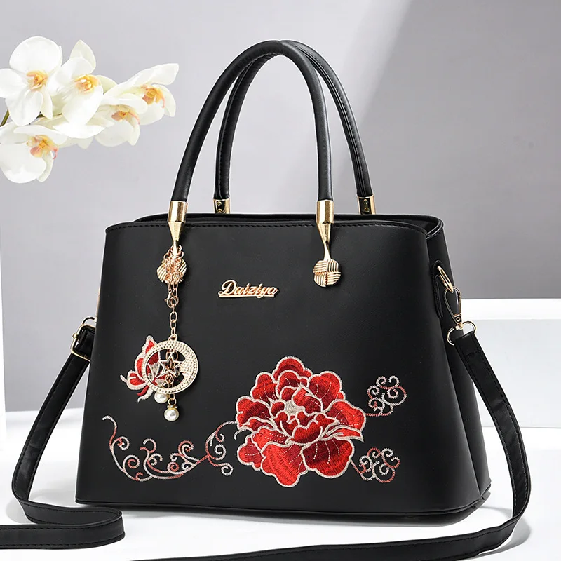 Women's Bags 2024 New Trend Niche Embroidered Shoulder Bag Luxury Handbag Tote Bag High Quality Light Luxury Messenger Bag
