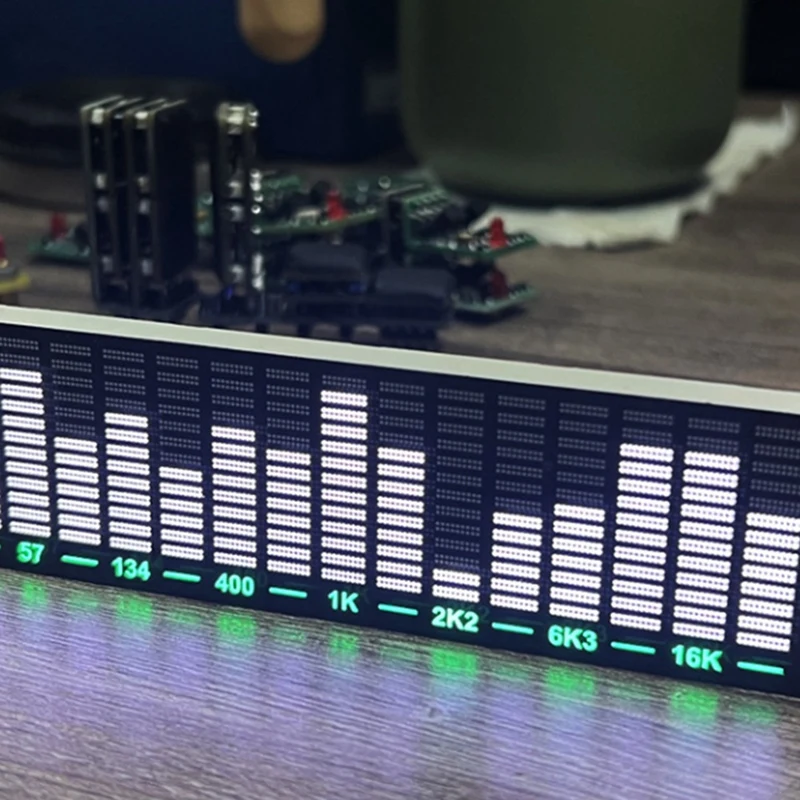 LED-verlichting Muziekspectrum Pickup Lichtweergave Spraakbesturing Volumeregelaar Interieur Sfeerverlichting Ritmeanalysator