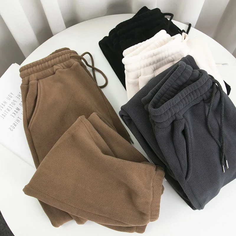 Thickened Fleece Sweatpants Women's Loose Fit Sporty Casual Trousers Korean Style Harlan Pants Polyester Fiber Warmth