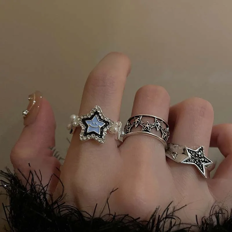 Gothic Blue Star Rings White Crystal Grunge Open Ring Punk Adjustable Opening Goth Rings for Women Men Jewelry