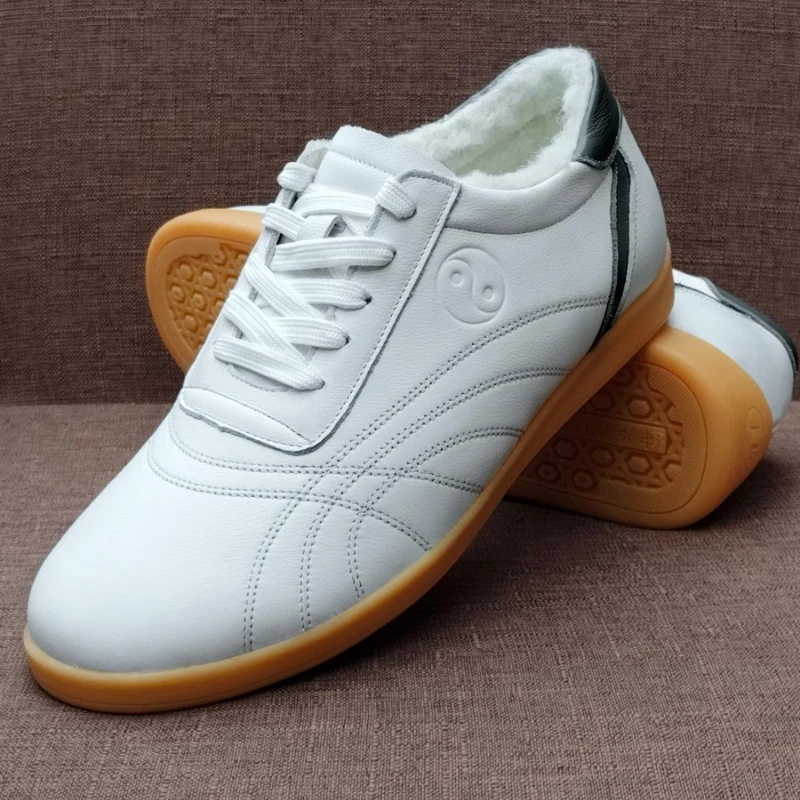 Scarpe Tai Chi Arti marziali Vera pelle Pelle bovina premium Leggero antiscivolo Scarpe Wushu Comode calzature per esercitazioni Taiji