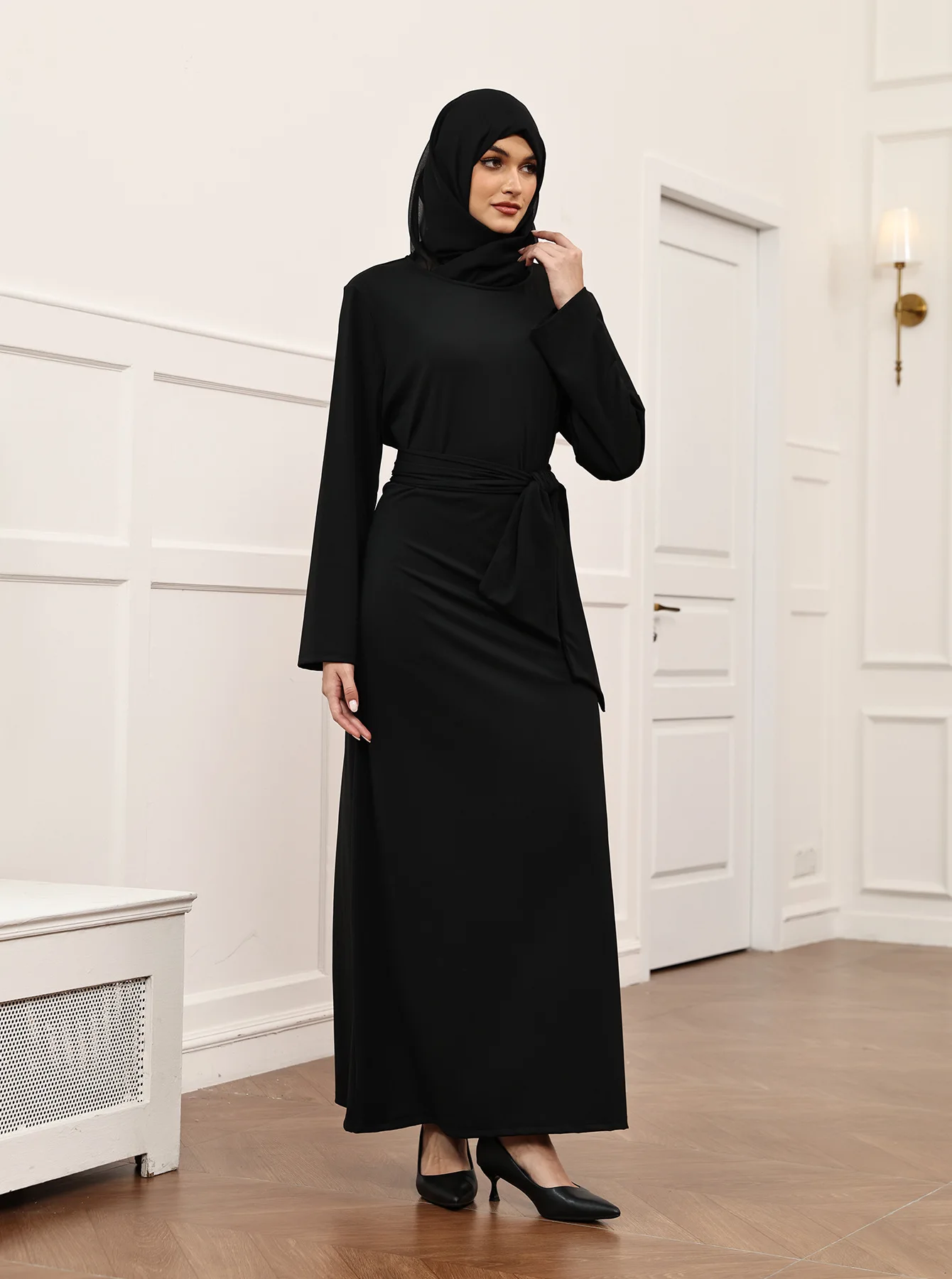 

Новое арабское женское платье с черным поясом-хиджабом, простое длинное платье в ближневосточном стиле, дубайская абайя, кафтан, одежда для Рамадана, исламская одежда