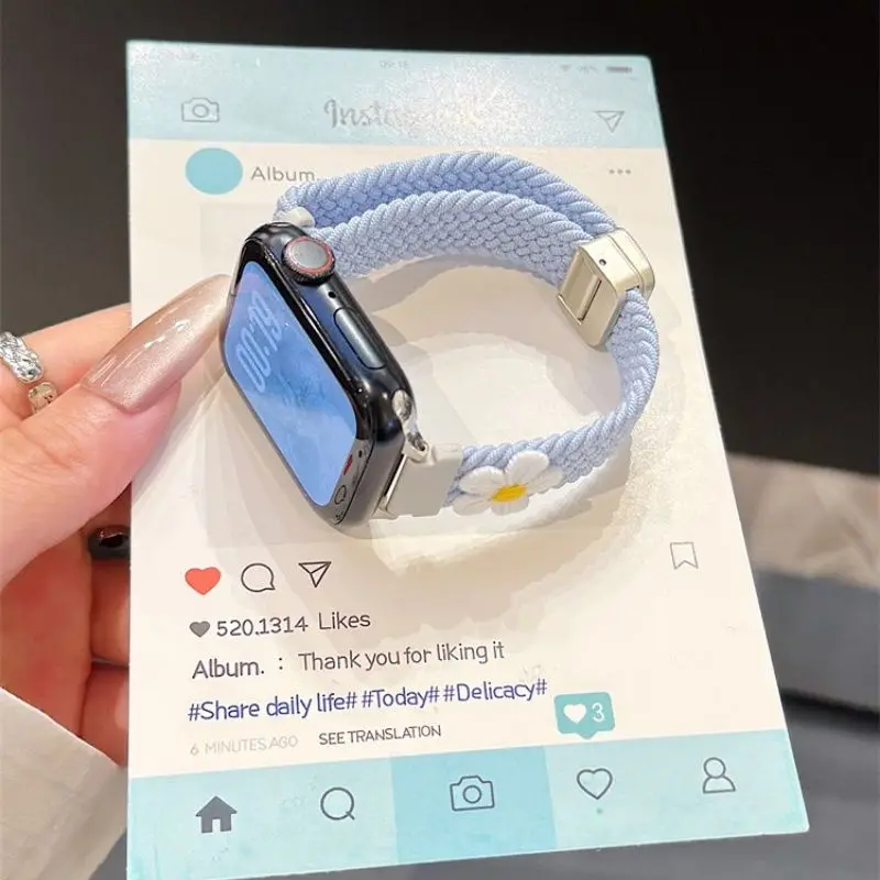

Daisy magnetic buckle compatible with 38/40/41/42/44/45/46/49mm compatible with Apple Watch strap Ultra/Se10/9/8/7/6/5/4/3/2/1