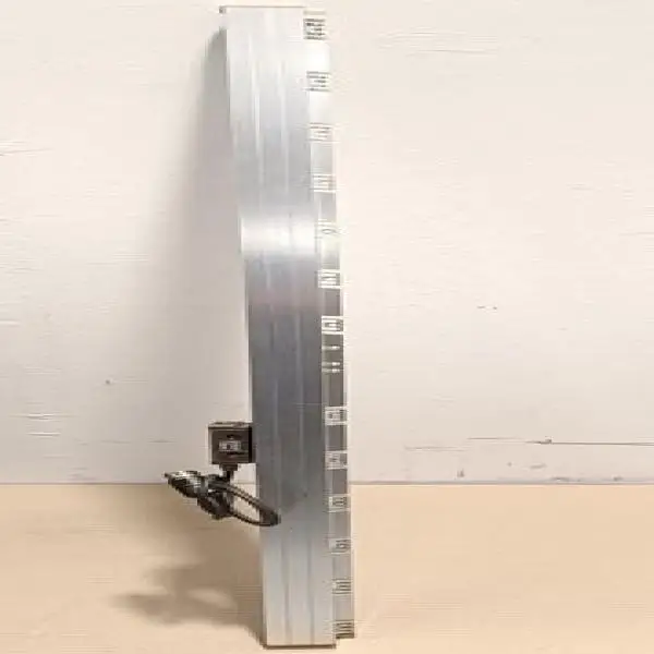 Масштаб LC 183ML 1240 557 679-12 AE LC183 10 нм ВЕРХНИЙ СТАТУЕНД