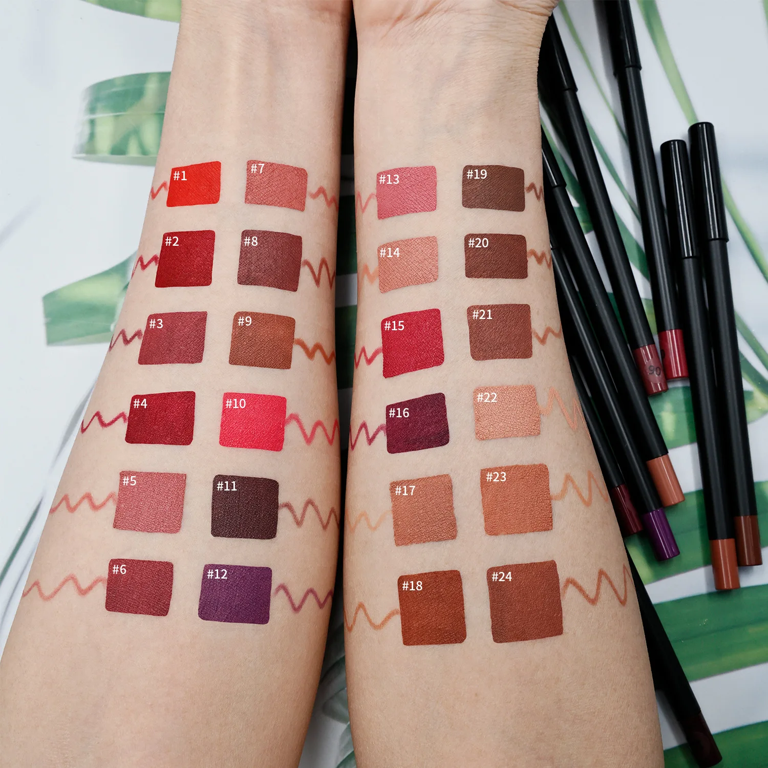 Piankowy konturówka do ust Gładka Łatwa w aplikacji Wysoka pigmentacja Długotrwała Komfortowe narzędzie do makijażu ust