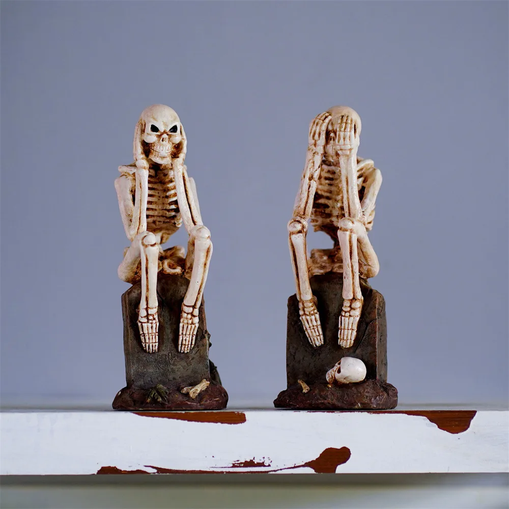 Don't Liste,n Don't Talk, Don't Look ,At Tombstones Skull Decorations European Style Halloween Antique Decorative Crafts