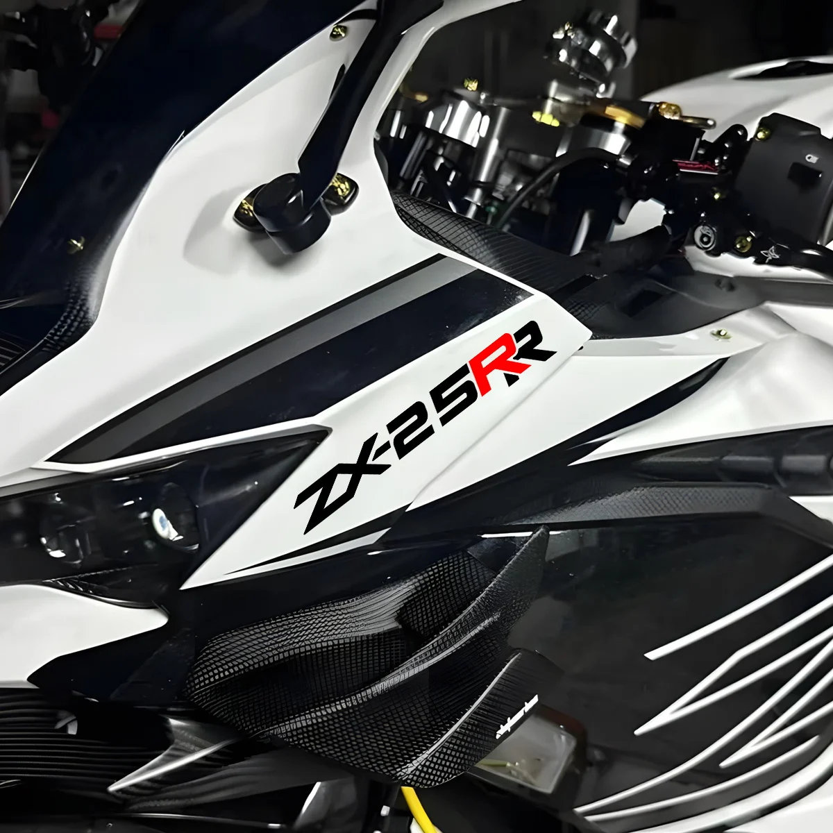 For ZX3R ZX-4R ZX-6R ZX-10R ZX-25R Stickers Fuel Tank Sticker Reflective Decal  Emblem Badge Motorcycle accessories