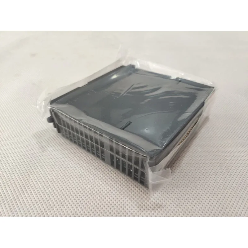 Новый оригинальный программируемый контроллер ПЛК