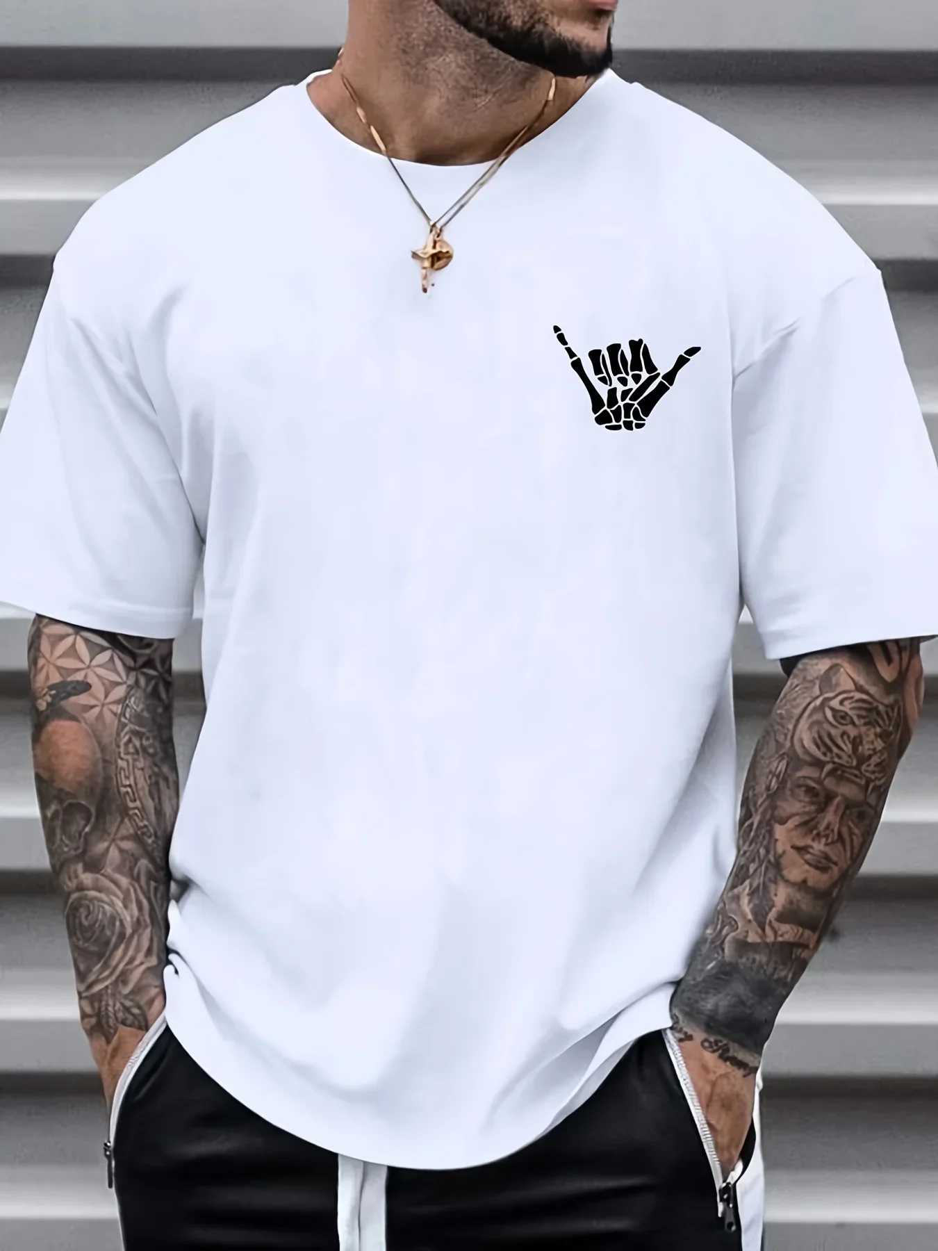 T-shirt manches courtes col rond homme, 100% coton, imprimé squelette main victoire geste, à la mode, sport décontracté, ample,