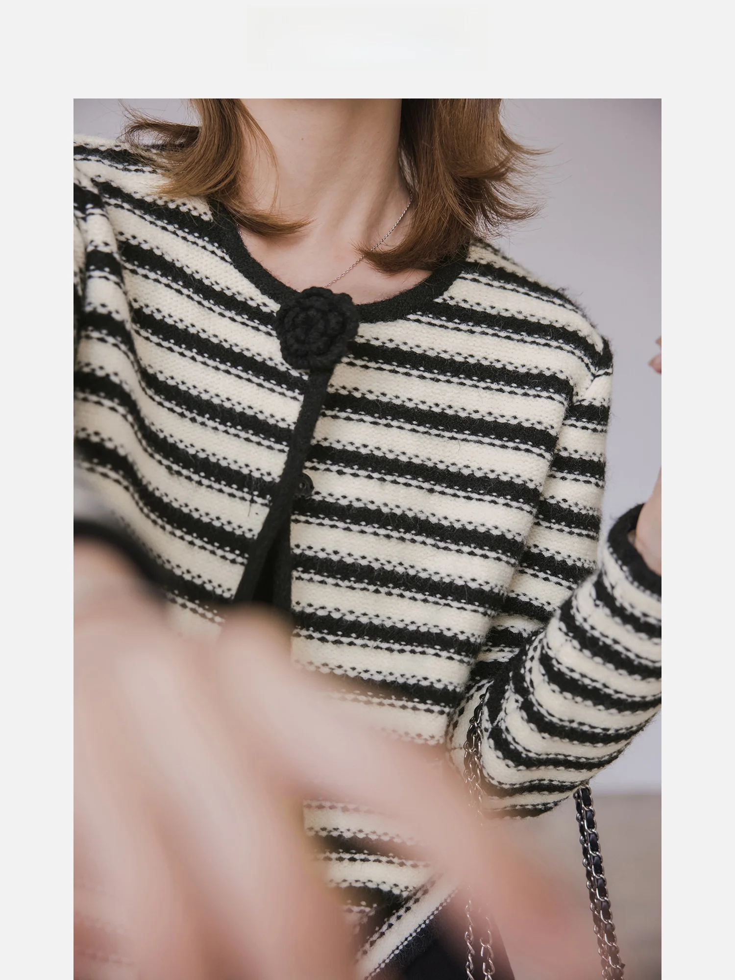 

Утягивающий винтажный полосатый вязаный кардиган, женский модный осенний Новое поступление YG25344022, длинное пальто прямого кроя, круглое Ne