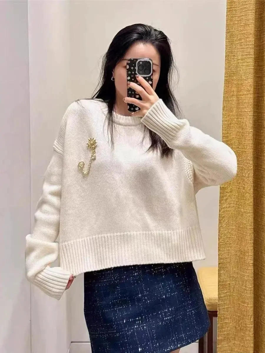 

Women 3D Decoration Sweater Spring 2026 New Round Neck Long Sleeve Loose Female Knitted Pullover