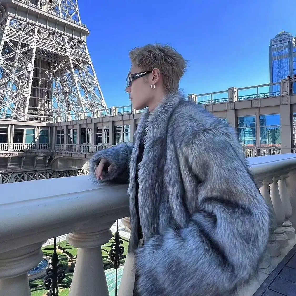 

2025 New Men's Thicken Plush Fur Coat Autumn Winter Artificial Fox Fur Overcoat Lazy Fashion Street Short Jacket Warm Tops