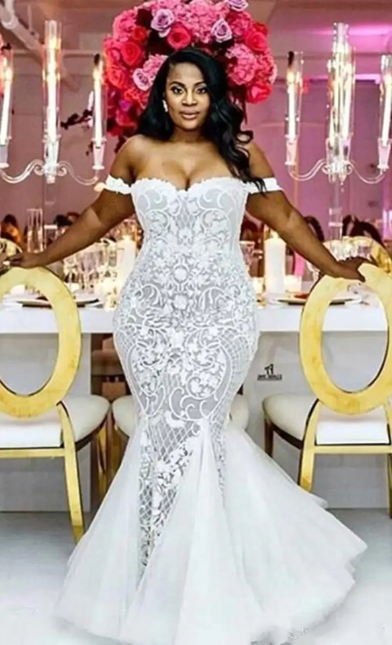 Robe de Mariée en Tulle et Dentelle avec Traîne de Balayage, Grande Taille, Sirène Personnalisée, Amoureux, Patients Trompent