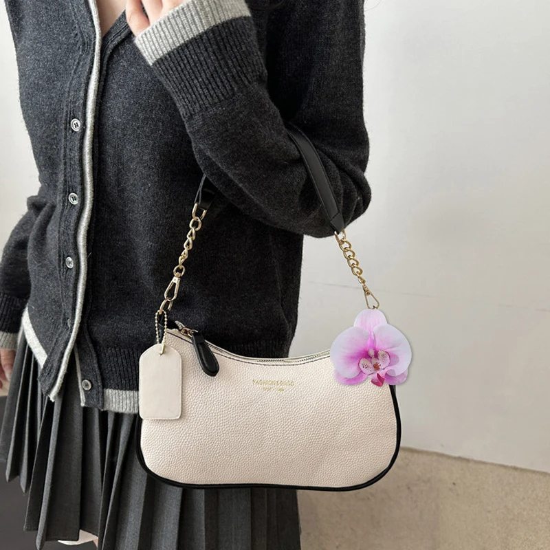 Einfarbige Kunstleder-Hobo-Tasche mit Muschel- und Kettenriemen, Casual-Stil, für Pendel- und Ausflugszwecke, Schulter- und Unterarmtaschen für Frauen – Detail 3