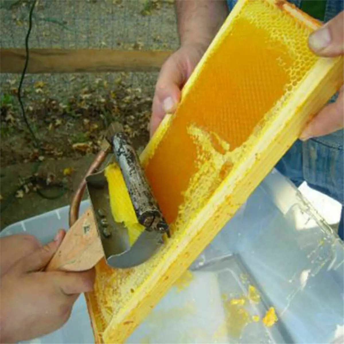 Electric Honey Uncapping Knife,Heated Honey Cutter for Honeycomb Wax Removal,Bee Hive Equipment Honey Extraction US Plug
