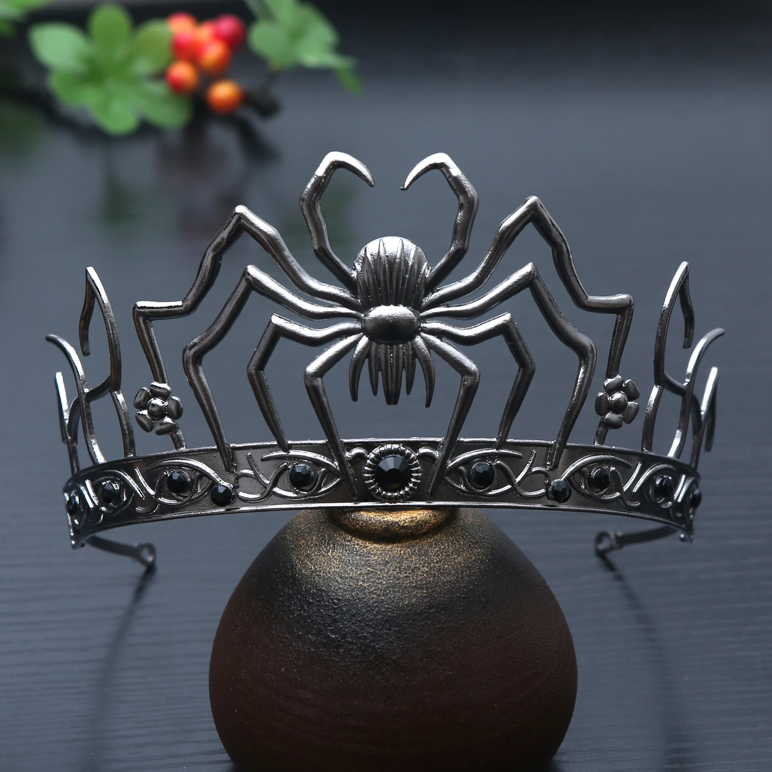

1pc Gothic Halloween Crown Women Spider Alloy Water Diamond Headpiece Party Makeup Ball Vampire Role Play Accessories Hair Crown