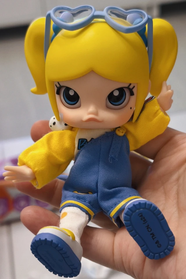 100% Genuine Pop Mart Molly The Powerpuff Girls Series Articulated