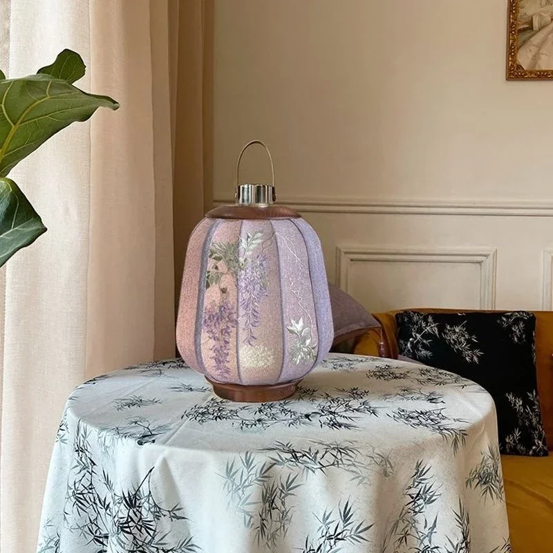 New Chinese heavy industry embroidered portable lamp, bedroom bedside night lamp