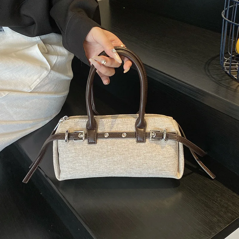 

Лето 2025. Новинка! Текстурированная пригородная сумка-багет, женская модная универсальная темпераментная повседневная сумка-мессенджер большой вместимости