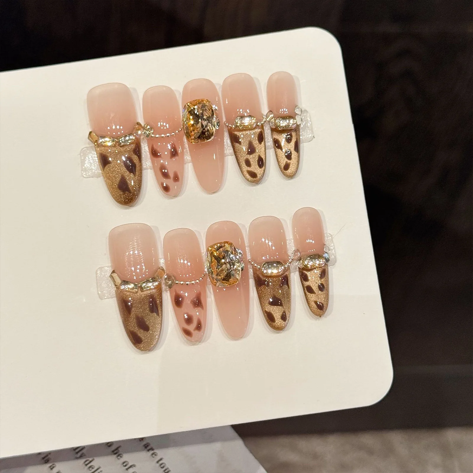 10Pcs Brown Leopard Print Press On Nails With Rhinestones Design Pink Gold Luxury Fake Nails Manicure Long Oval False Nail Tips