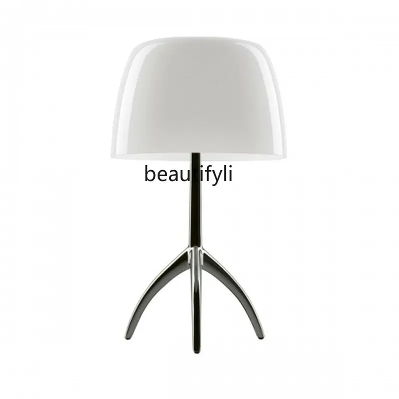 Table Lamp Fashion Warm Study and Bedroom Living Room and Bedside Warm Color Hotel Art Personality Table Lamp