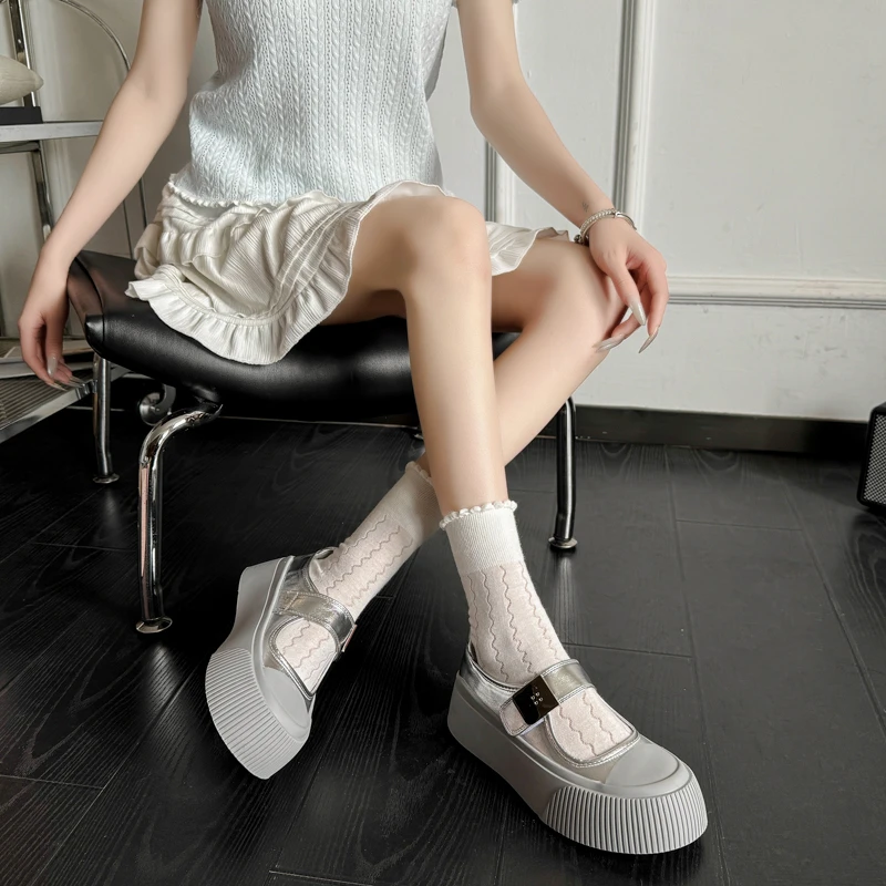 

Новинка 2025 года, простые хит продаж, модная осенняя женская обувь, женские толстые кроссовки с круглым носком, женская обувь Обувь