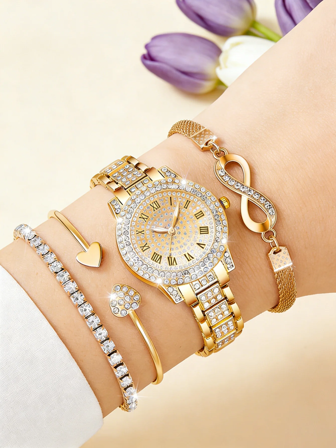 4-piece women's watch set with gold Roman dial, heart-shaped bracelet, necklace, elegant women's gift