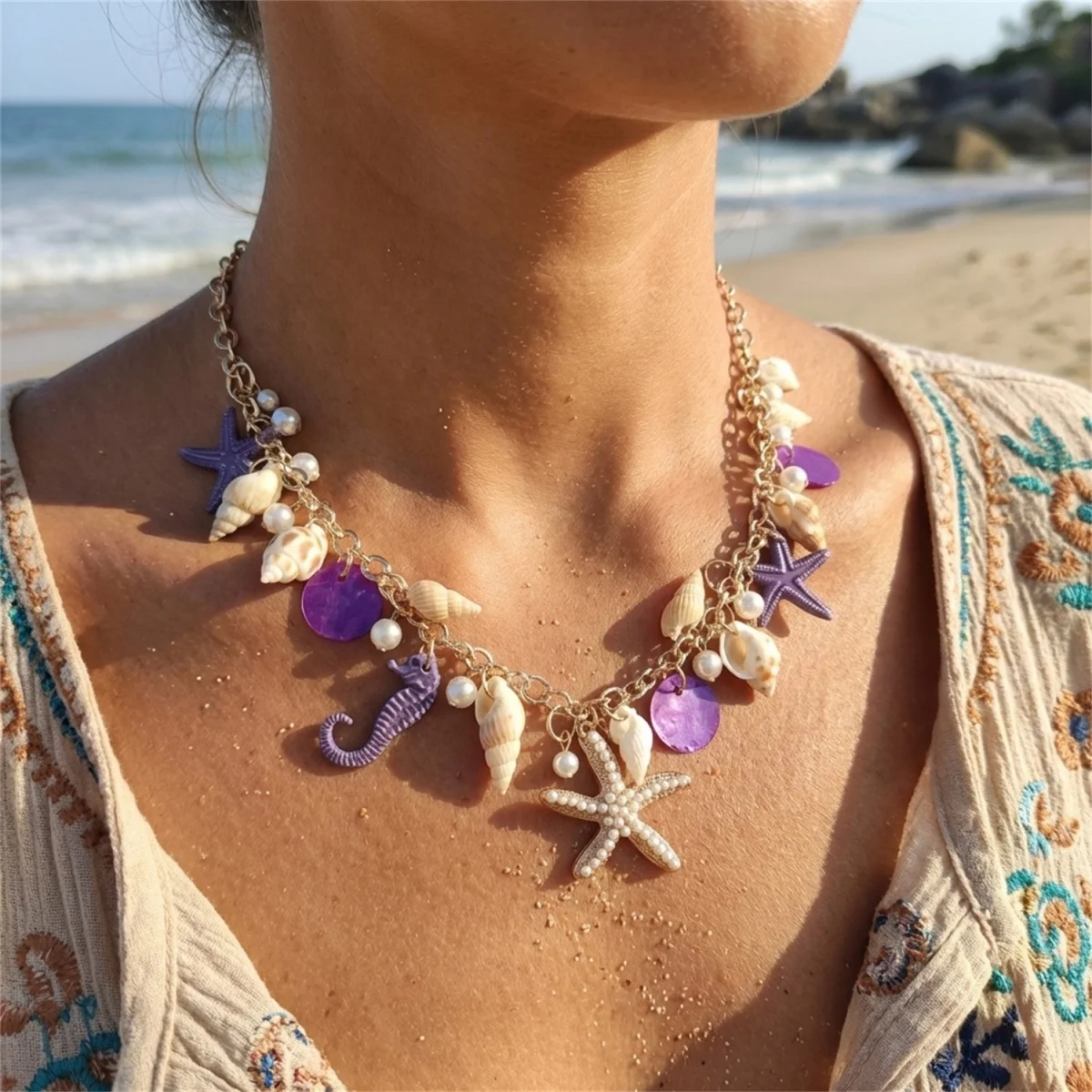 Sommerliche, extravagante, farbenfrohe Anhänger-Halskette mit Seestern, Muschel und Seepferdchen aus Kunstharz für Damen und Herren, Ozean- und Strandmotiv, Meerestier-Choker-Schmuck – Detail 13