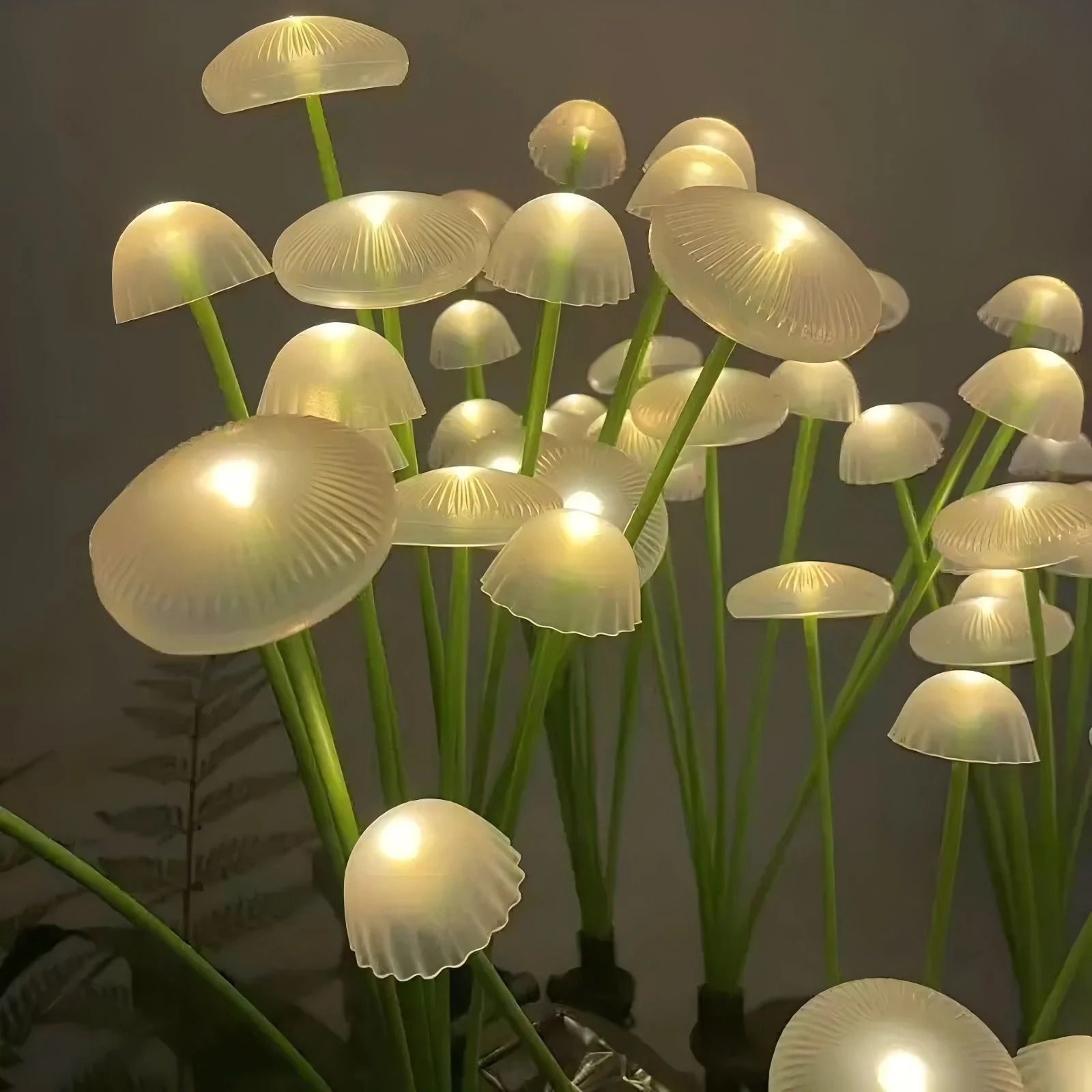 Wind Swaying Jellyfish Shaped Ground Plug Lights, Solar LED Stake Lamps for Yard Patio Forest Themed Courtyard Ambient Decor
