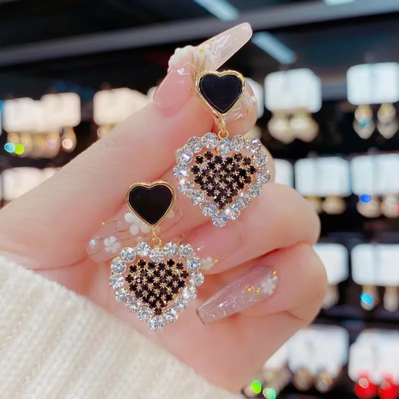 Black Heart Drop Earrings for Women Trendy Hollow Crystal Enamel Oil Love Dangle Earrings Wedding Party Sweet Jewelry Gift