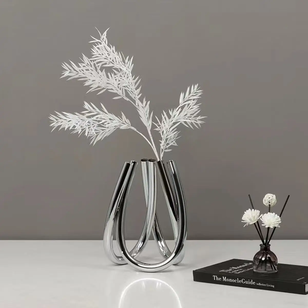 

Metal Tube Flower Vase Wedding Party Centerpiece Decoration Tabletop Vase Abstract Flower Holder
