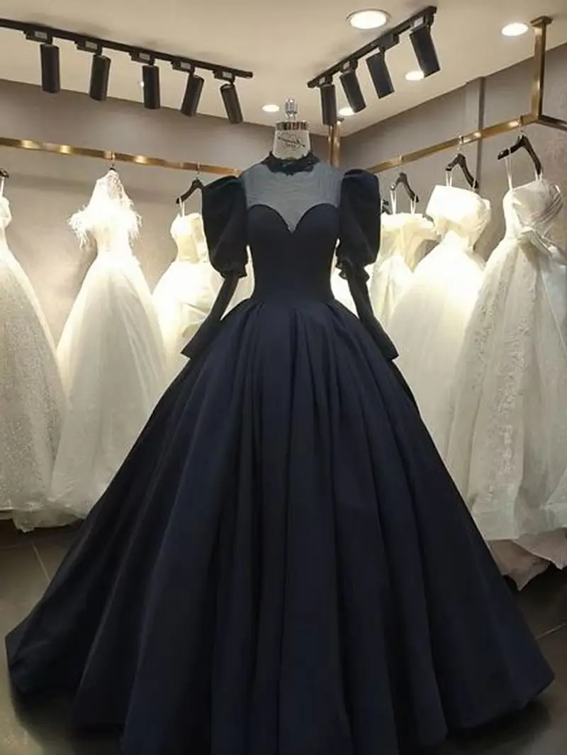

Gothic Black Wedding Dress Sheer Sweetheart Neck Long Sleeves Princess Bridal Gown Customized Simple Women Formal Reception Wear