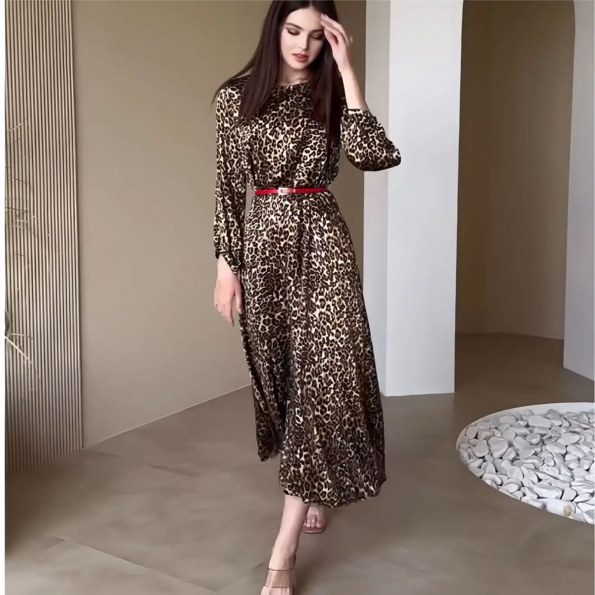 

High-end elegant style loose leopard print dress split-ended long dress fashionable simple and versatile temperament elegant hol