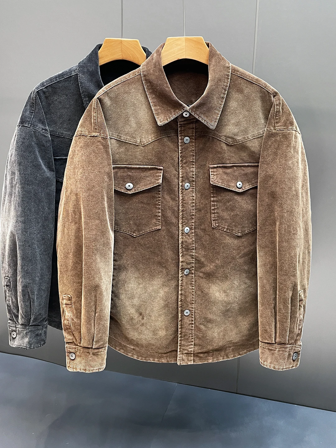 

Men's Lightweight Corduroy down Jaet Vintage Reversed Lapel Warm Outerwear Casual Sle ort Length Button Closure