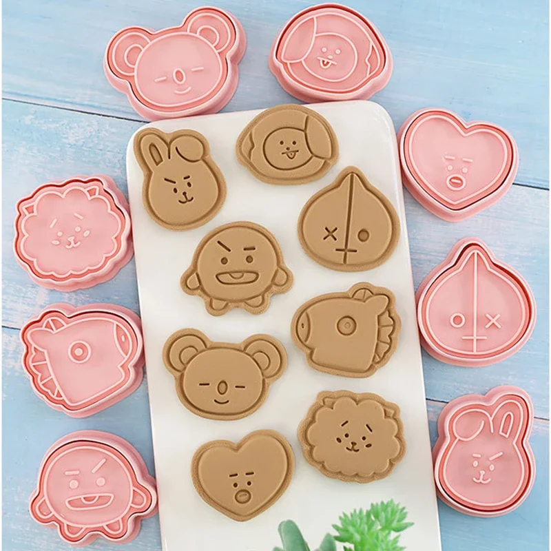 8 Teile/satz Nette Cookie Schneider Kunststoff 3D Cartoon Pressbare Keks Form Cookie Stempel Küche Backen Gebäck Backformen Werkzeuge