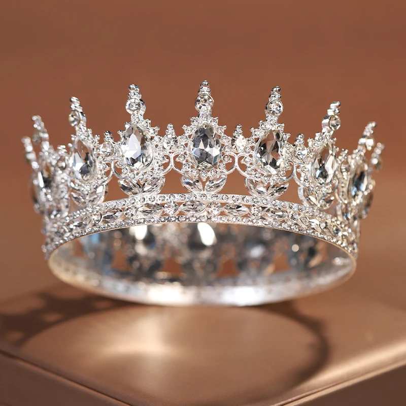 Itacazzo Bridal Headwear Crown Silver Colour Atmospheric Circular Tiaras Suitable for Women's Wedding, Birthday Party