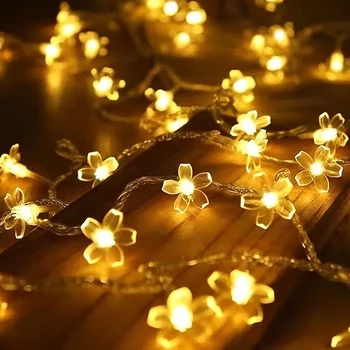 1.5M Led Cherry Lights String Alimentato a batteria Fiore Ghirlanda di fiori Lucine Impermeabile Decorazioni natalizie per le vacanze Illuminazione