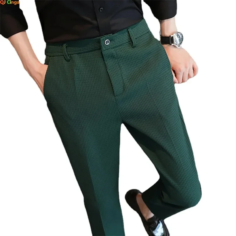 Autumn and WinterDark Green Suit Pants Men\'s Fashion Slim Pants Korean Style Waffle Male Trousers Black White Khaki Brown