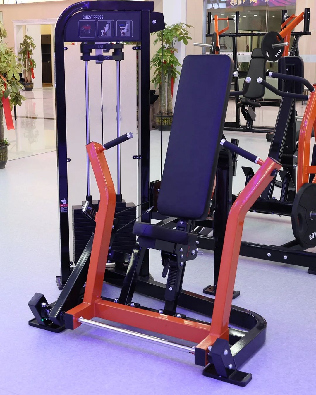 وصول جديدة عالية الجودة معدات الصالة الرياضية دبوس تدريب القوة محملة آلة الصحافة الصدر المنحدر