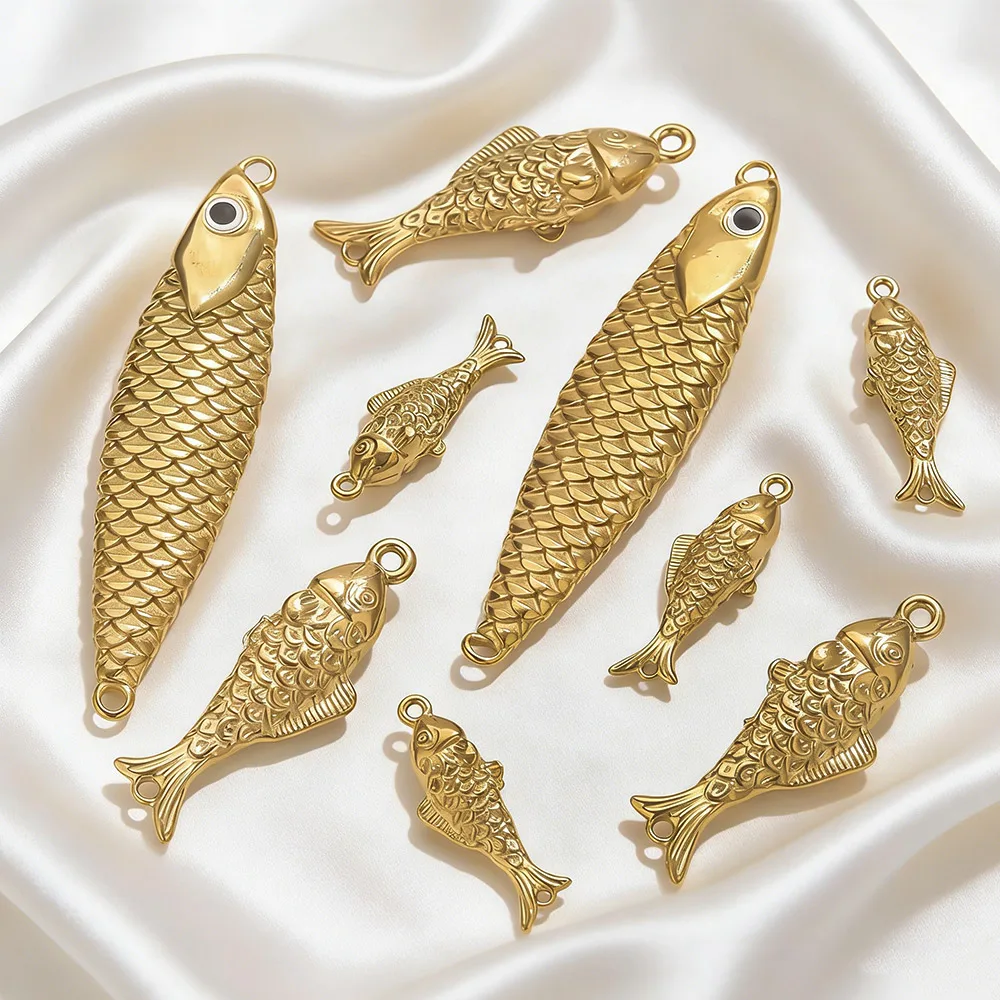 2 Stück/Set Edelstahl 3D Fisch-Anhänger PVD-Beschichtet Meerestier-Charms für Halskette Armband Ohrringe DIY Schmuckherstellung Zubehör