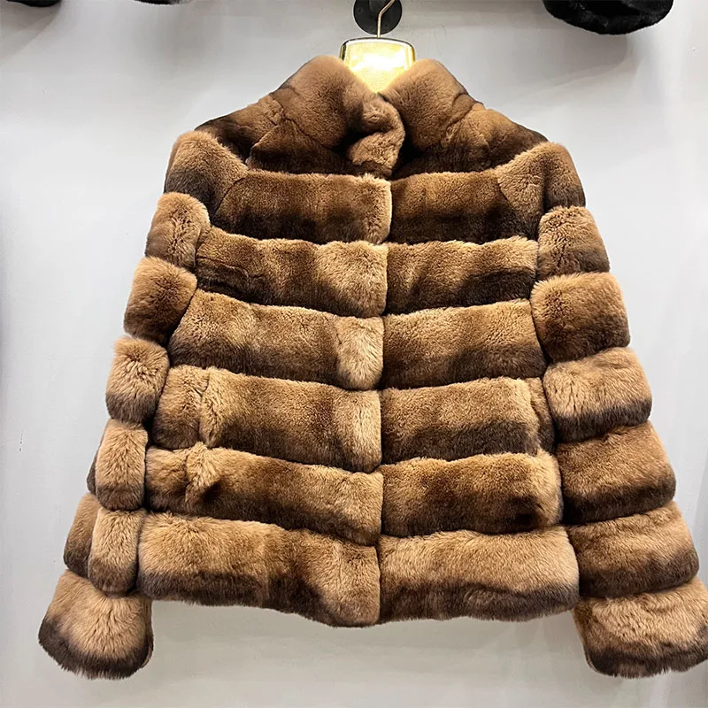 سترة شتوية نسائية جديدة لعام 2025 بلون شينشيلا معطف فرو أرنب ريكس حقيقي بأكمام طويلة وسترات خارجية فاخرة ودافئة