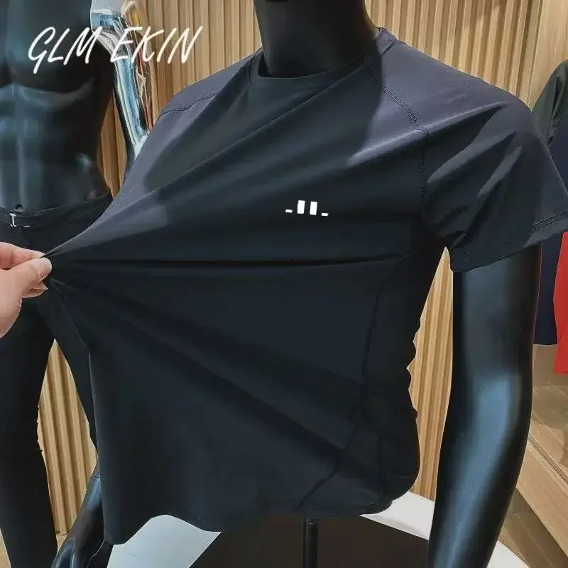 

Men's Golf T-shirts Casual Quick Drying T-shirt Thin Breathable Round Neck Short Sleeve Top Luxury Brand Men Golf Clothing