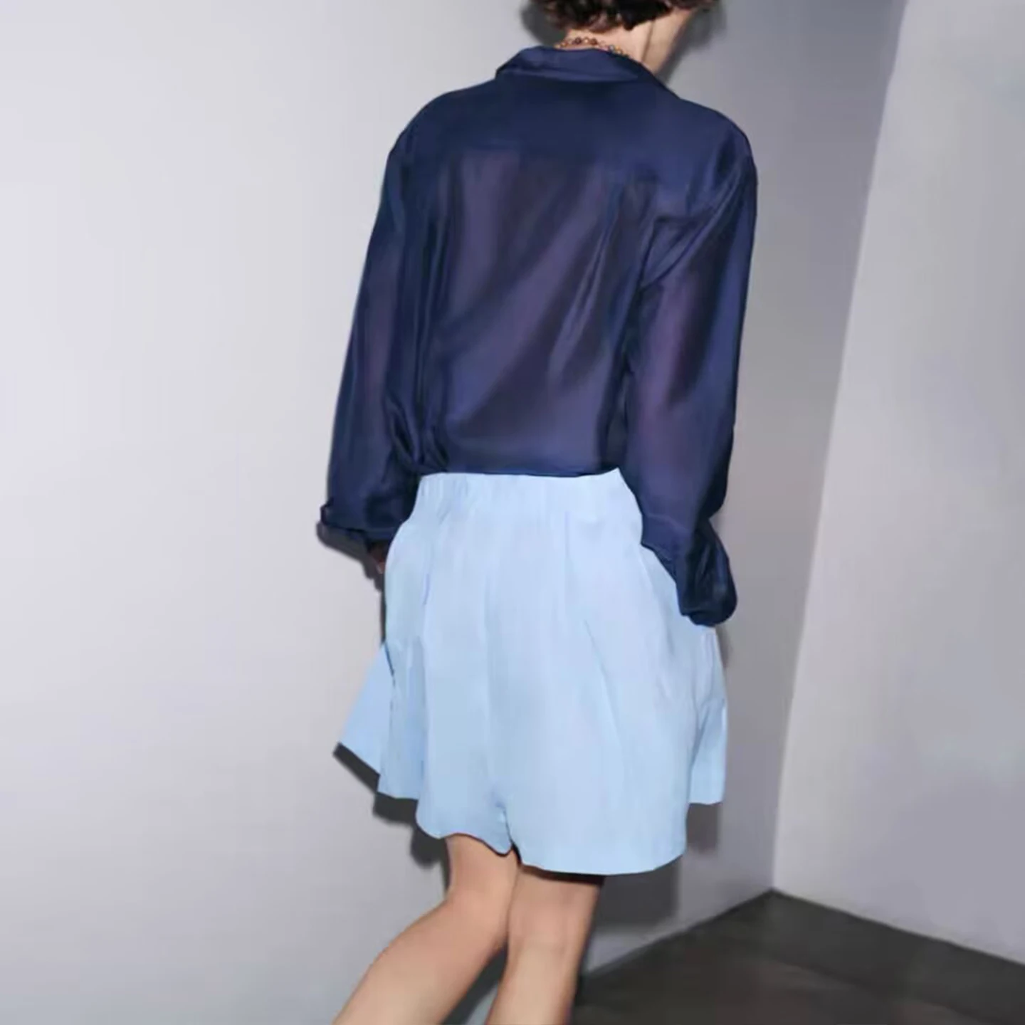 قميص نسائي أنيق بأكمام طويلة وياقة على شكل V متعدد الاستخدامات للارتداء اليومي، إصدار جديد لخريف 2025 من زاداتا للملابس النسا...