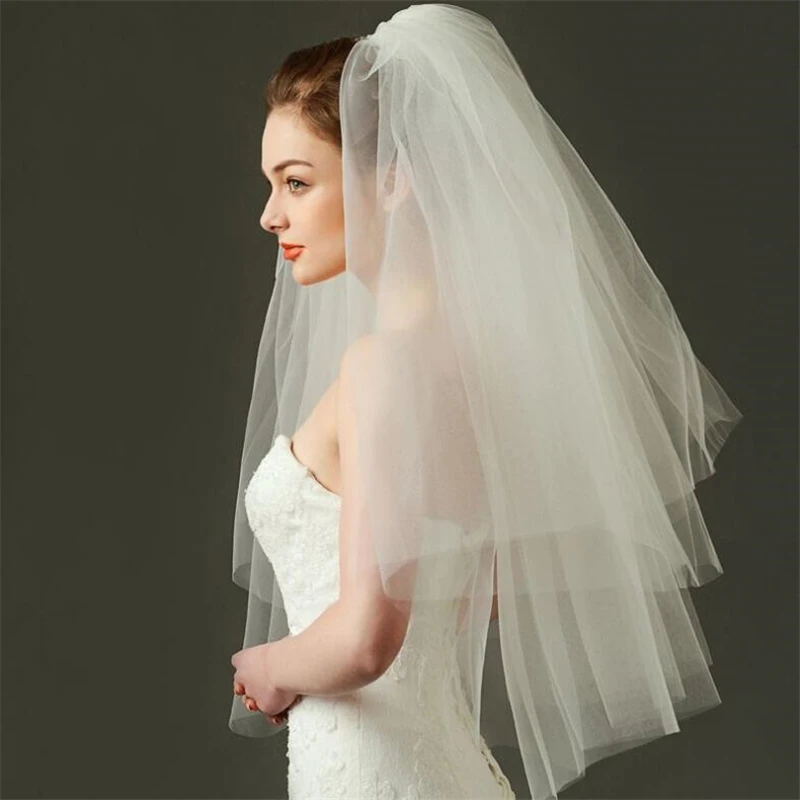 

Simple Two Layers Wedding Veils Ivory White Short Tulle Bridal Veil with Comb Wedding Accessories