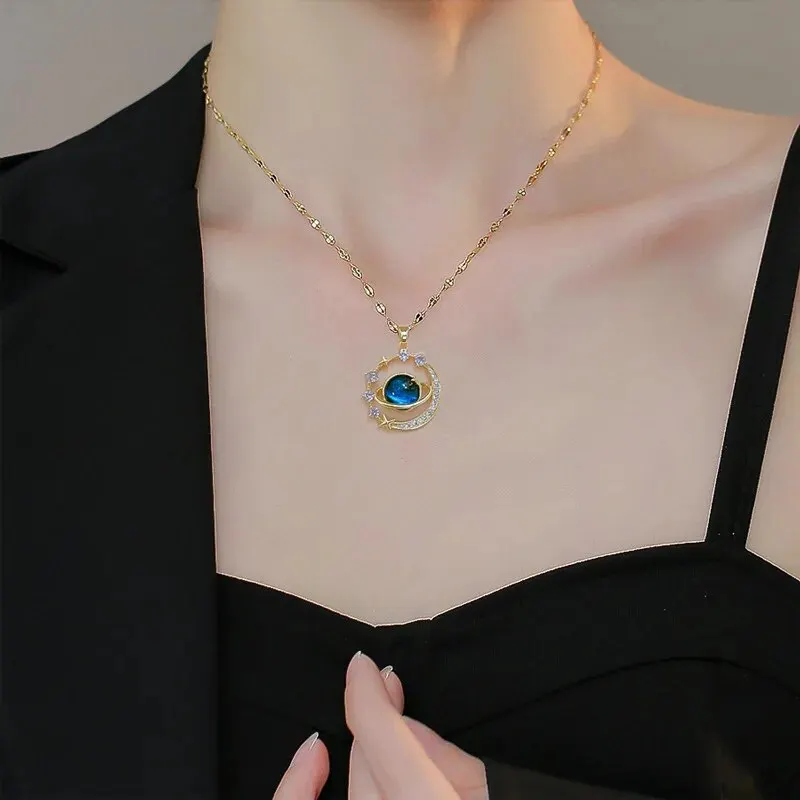 18K Gold Dreamy Galaxy Saturn Necklace Gradient Blue Glass Moon Star Zircon Collarbone Chain Aesthetic Jewelry Gift for Teen Girls