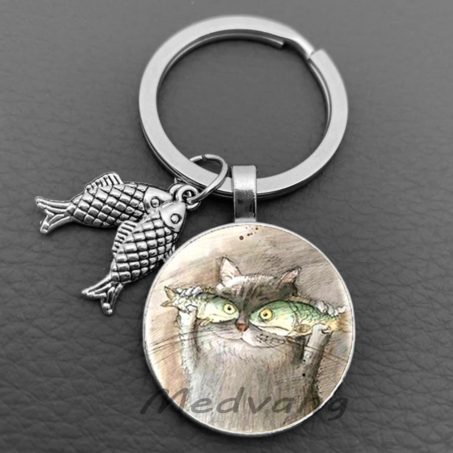 Creative Greedy Cat and Cute Fish Keychain Fun Cat Wants to Eat Fish Glass Round Keychain Couple Gift Jewelry Keychain